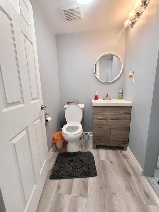 Downtown Ottawa Spacious Room Accommodation エクステリア 写真